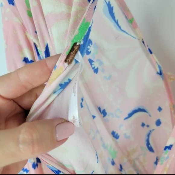 Free People Floral Loose Fitting  Deep V Top Sz Small - Picture 6 of 7